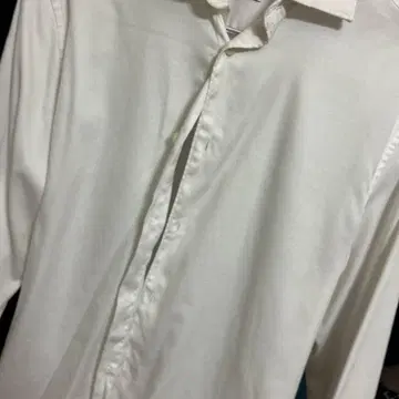 ZARA 화이트 셔츠 레귤러 핏