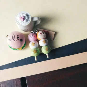 제일복권 커비 카페 햄버거 마쉬멜로우 경단 미니어처 피규어