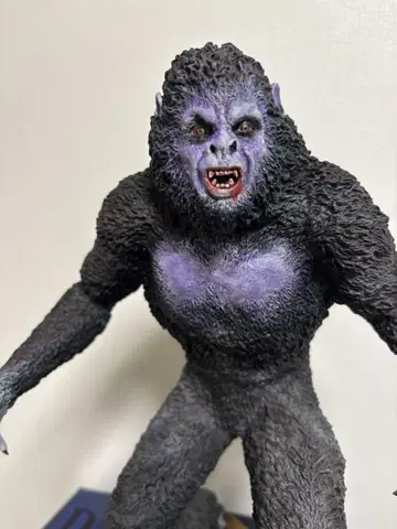 영화 드라큘라 늑대인간 변신 ver 레진 키트 완성품 높이 30cm