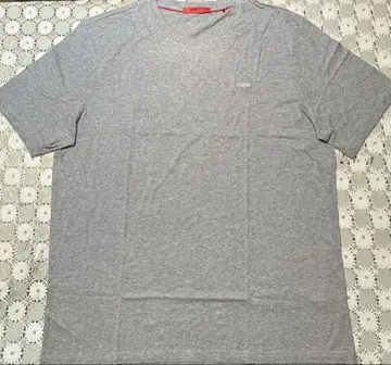 HUGO BOSS 미사용 새상품 남성용 t셔츠 Size XXL