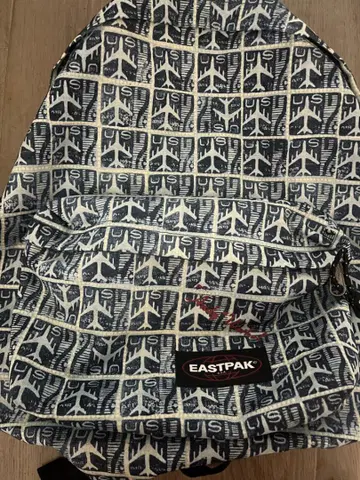 새상품급 앤디 워홀 x EASTPAK 비행기 패턴 백팩