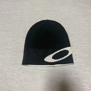 OAKLEY 비니