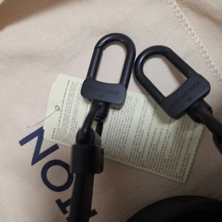 루이비통 버질아블로 엠보싱 자이언트 모노그램 토트백 크로스백 사진 7