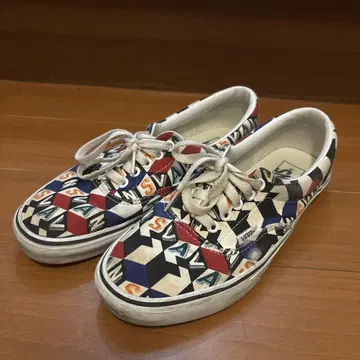 Vans 스니커즈