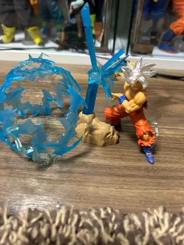 드래곤볼 HG 궁극의 루미너스 손오공 (무의식의 극의)