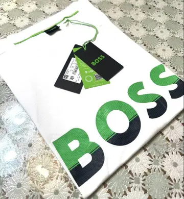 HUGO BOSS 미사용 새상품 남성용 t셔츠 Size XXL