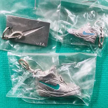 나이키 NIKE 메탈 참 3세트 USA 로고 스니커즈