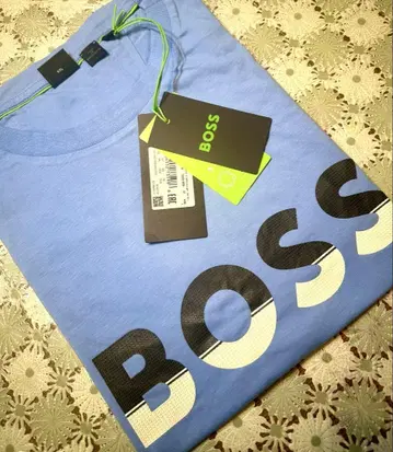 HUGO BOSS 미사용 새상품 남성용 t셔츠 Size XXL