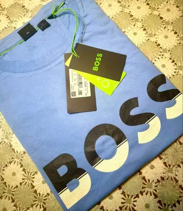 HUGO BOSS 미사용 새상품 남성용 t셔츠 Size XXL