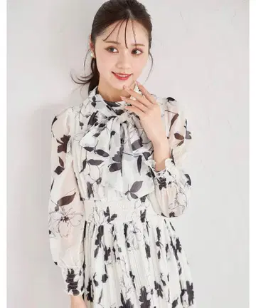 새상품 토코 2WAY 보타이 리본 포함 플라워 프린트 셔링 플리츠 원피스