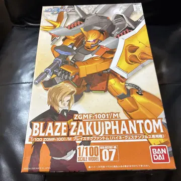 BANDAI 1/100 블레이즈 자쿠 팬텀