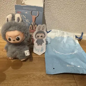 정품 러브브 THE MONSTERS PIN FOR LOVE W
