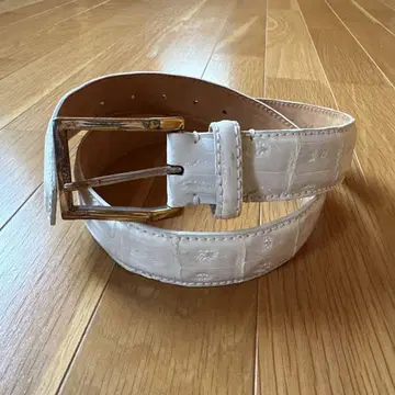 around the shoes 크로커다일 벨트