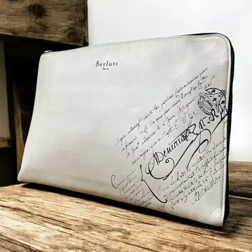 벨루티 클러치백 세컨드 백 남성용 칼리그래피 니노 GM