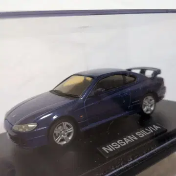 엠테크 1/43 닛산 실비아2