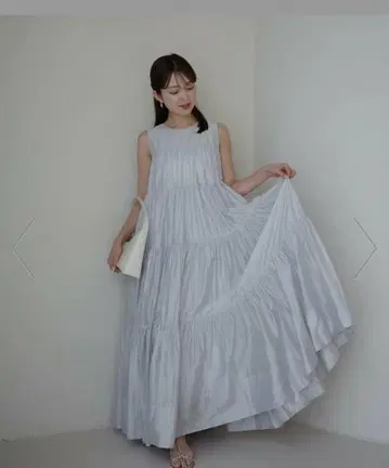 택 포함 새상품 텐셀 리치 오간 티어드 원피스 M