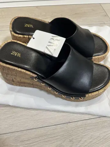 ZARA 힐 샌들