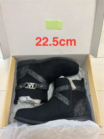 MICHAEL KORS 로고 블랙 부츠