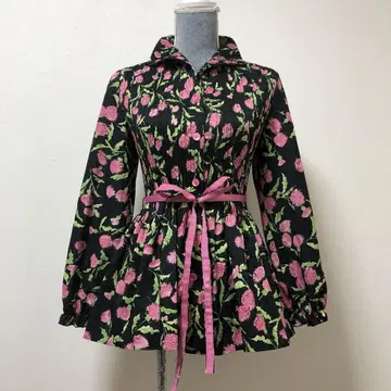 일본제 YUKIKO HANAI 하나이 유키코 블라우스 플리츠 꽃 가을