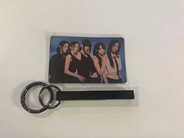 FLAME RISES 키링 트레이딩 카드 포함