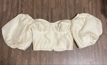 메종 스페셜 퍼프 슬리브 뷔스티에