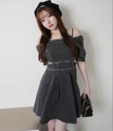 LIP SERVICE 사이드컷 데님 플레어 원피스 그레이