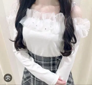 evelyn 비쥬 오프숄더 TP