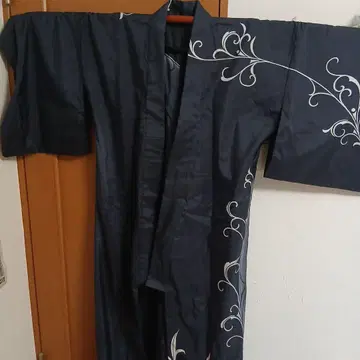 다크 네이비 오시마 명주 쓰케아게 호몬기