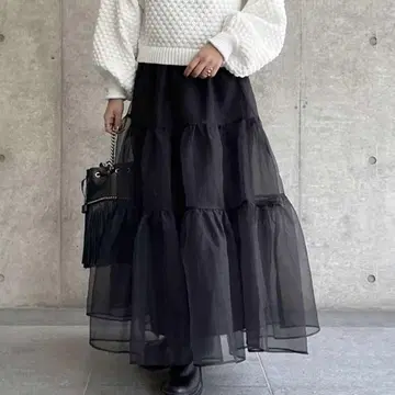 24년 SS Jines 오간자 캉캉 스커트 라메 블랙 완판템