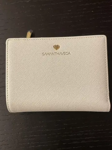 SAMANTHAVEGA 화이트
