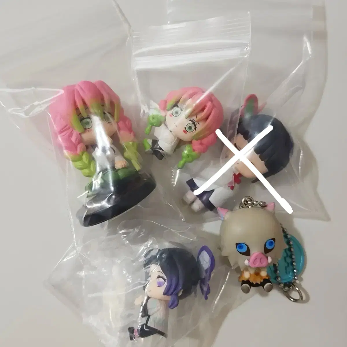 金尾みつりいのすけしのぶしのぶミニフィギュアキーホルダー鬼滅の刃剣