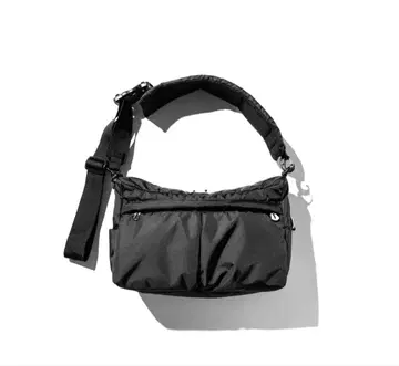 CLESSTE MULTI POCKET HOLIDAY BAG
