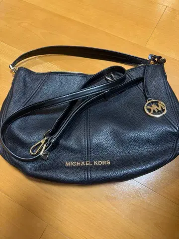 마이클코어스 Michael Kors 숄더백 블랙