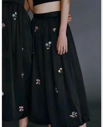 AMERI vintage EMBROIDERY BALLOON SKIRT