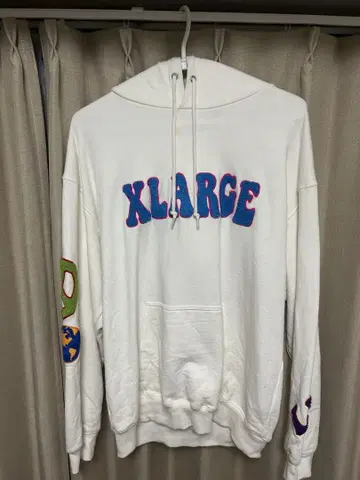 XLARGE 자수 디자인 화이트 후드티