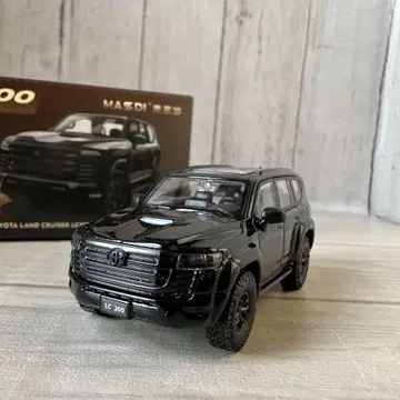 도요타 랜드크루저 LC300 1/64 미니카 TOYOTA 블랙