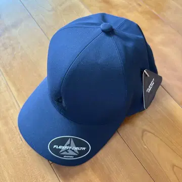 새상품 FLEXFIT DELTA 네이비 캡 ADJUSTABLE