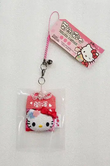 헬로키티 부적형 스트랩
