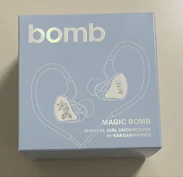 ILLIT 이어폰 bomb MERCH ver. 이어모니풍 개봉 완료