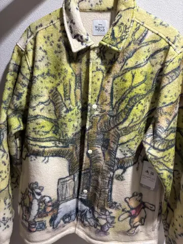 디즈니 100 에이커 숲 곰돌이 푸 플리스 자켓