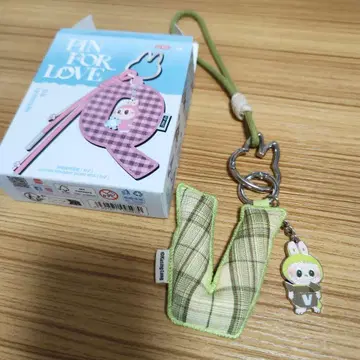 popmart PIN FOR LOVE 시리즈 알파벳 라브브 V