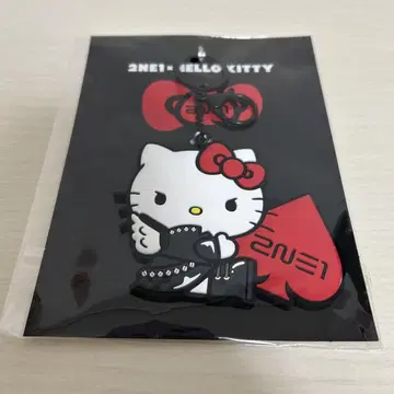 2NE1 X HELLO KITTY 러버 키링