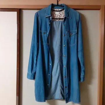 데님 블루 긴팔 셔츠