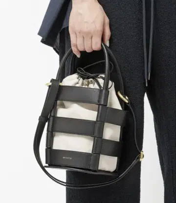 새상품급 ORSETTO 오어슬로우 버킷백 숄더 블랙