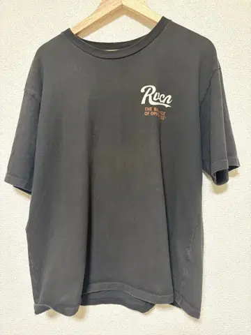 RVCA 블랙 T셔츠