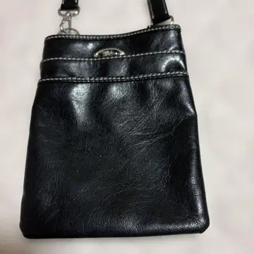 이타리야 소프트 가죽 숄더 파우치