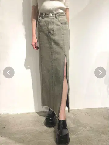 EMODA 프리 슬릿 데님