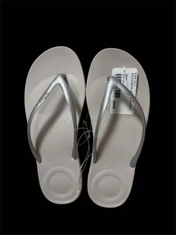 미사용 새상품 fitflop (핏플랍) 실버