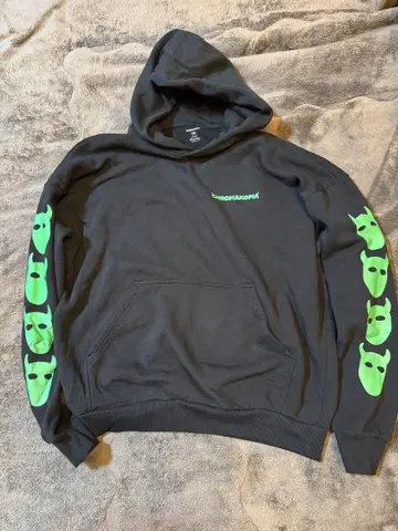 회장 한정판 CHROMAKOPIA 타일러 더 크리에이터 L 사이즈