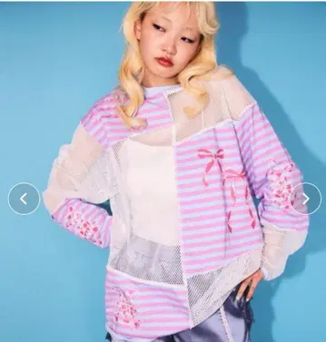 새상품 택 포함 Candystripper 리본 프린트 상의